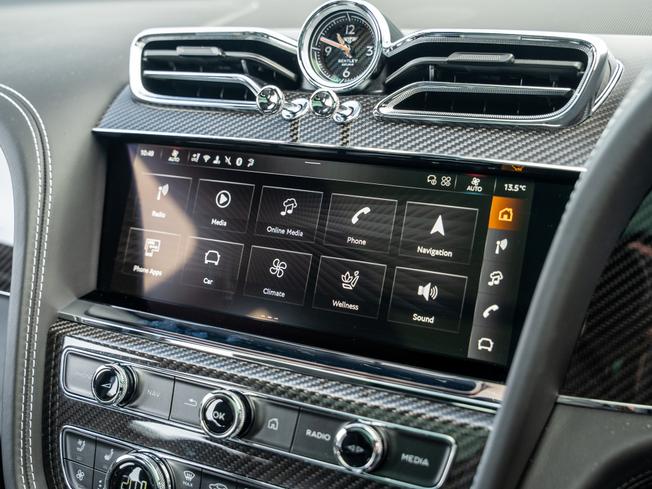 BENTLEY Bentayga Photo 10