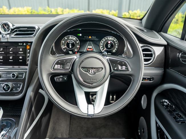 BENTLEY Bentayga Photo 19