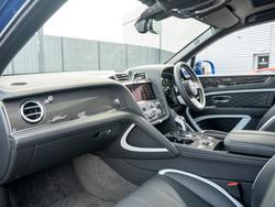 BENTLEY Bentayga Photo 2