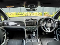 BENTLEY Bentayga Photo 4