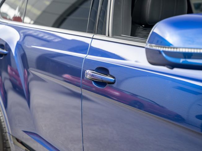 BENTLEY Bentayga Photo 44