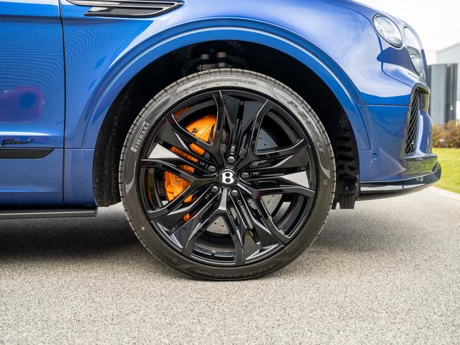 BENTLEY Bentayga Photo 6