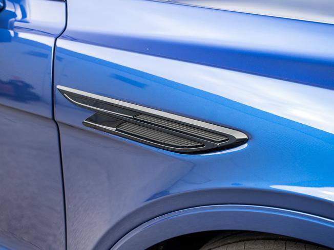 BENTLEY Bentayga Photo 9