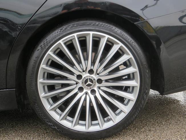 MERCEDES-BENZ C Class Photo 14