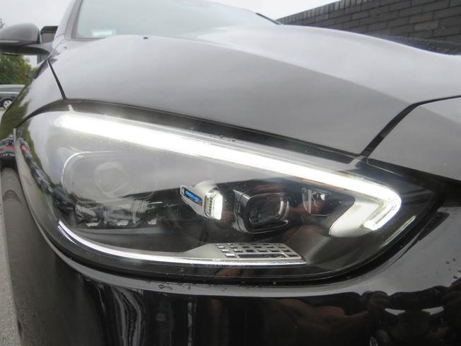 MERCEDES-BENZ C Class Photo 23