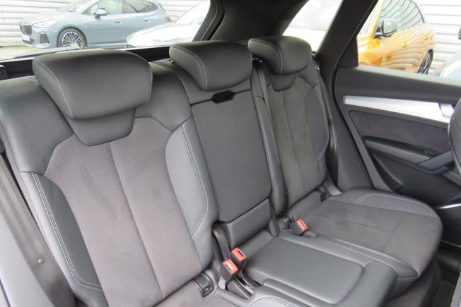 AUDI Q5 Photo 17