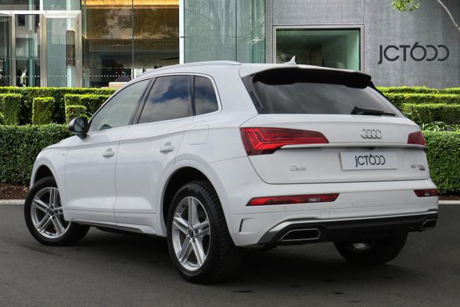AUDI Q5 Photo 2