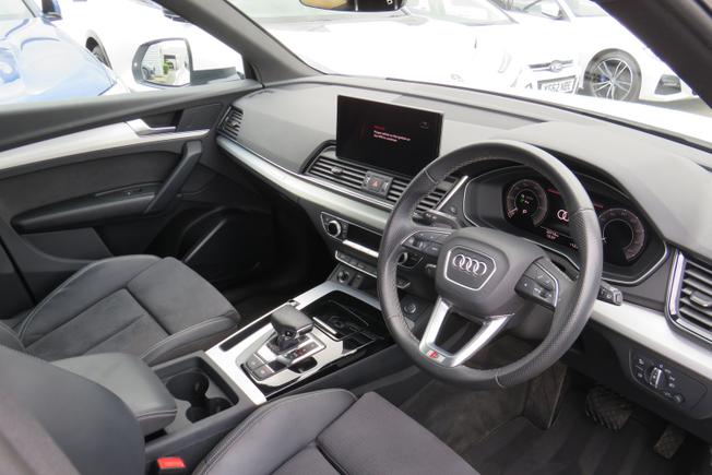 AUDI Q5 Photo 20