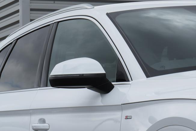 AUDI Q5 Photo 8