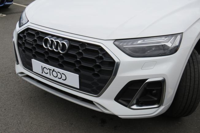 AUDI Q5 Photo 9