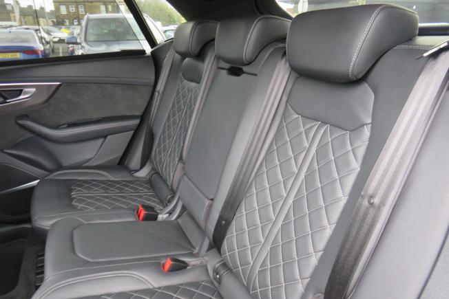 Audi Sq8 Photo 23