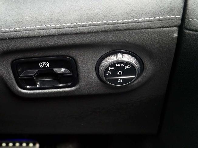 Mercedes-Benz Eqe Photo 14