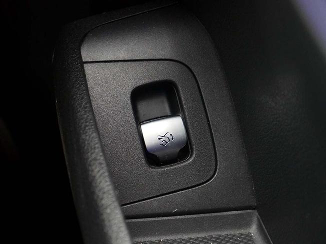 Mercedes-Benz Eqe Photo 15