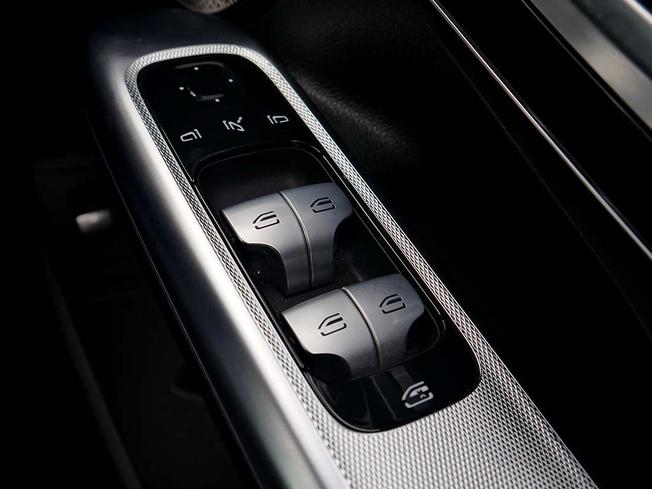 Mercedes-Benz Eqe Photo 16