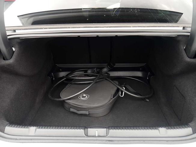 Mercedes-Benz Eqe Photo 9