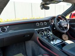 BENTLEY Continental Photo 2