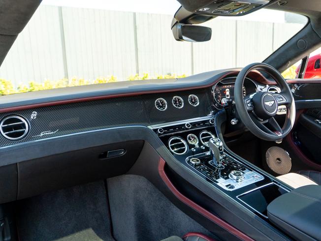 BENTLEY Continental Photo 2