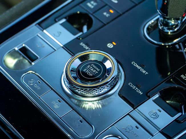 BENTLEY Continental Photo 24