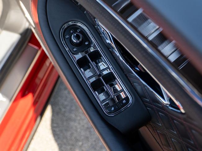 BENTLEY Continental Photo 28