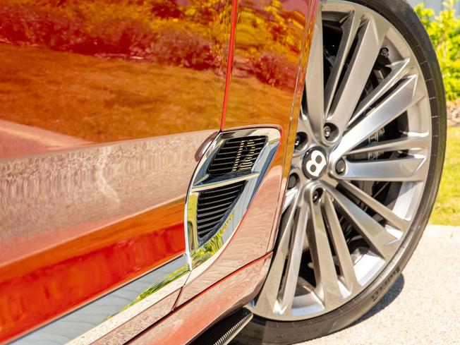 BENTLEY Continental Photo 31