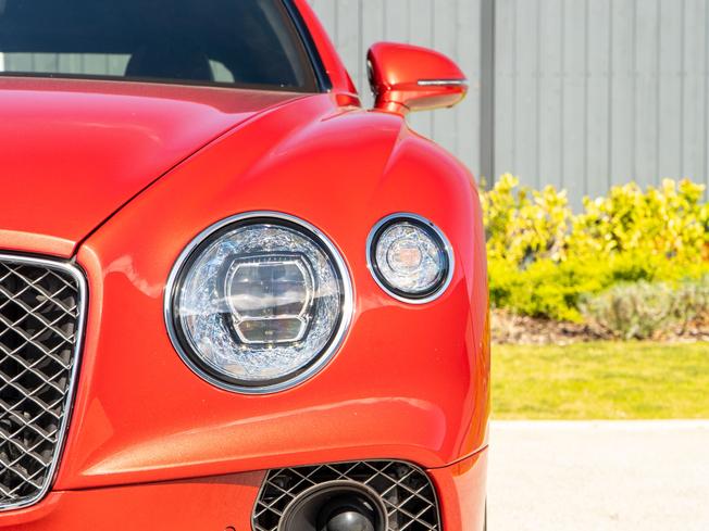 BENTLEY Continental Photo 35
