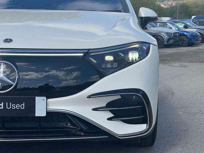 MERCEDES-BENZ Eqs Photo 18