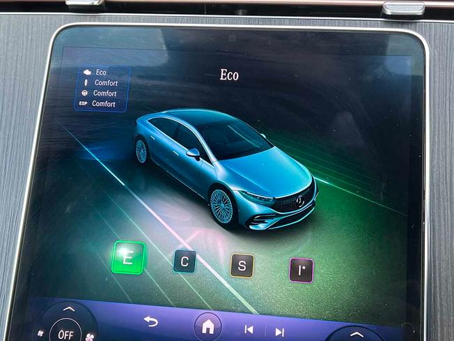 MERCEDES-BENZ Eqs Photo 36