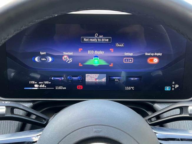 MERCEDES-BENZ Eqs Photo 47