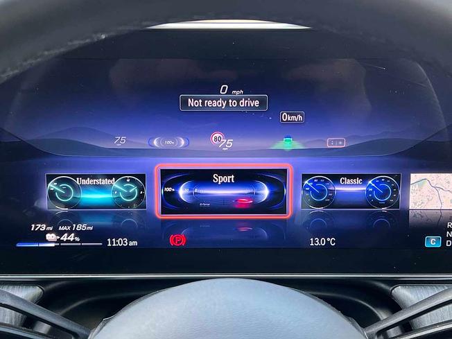 MERCEDES-BENZ Eqs Photo 50
