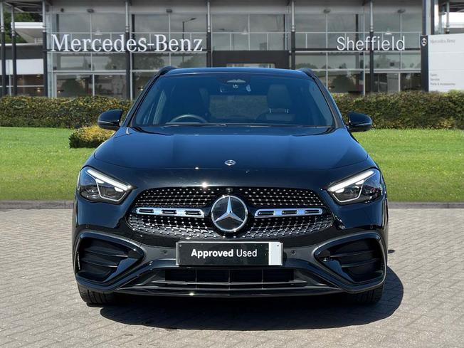 MERCEDES-BENZ GLA Photo 10