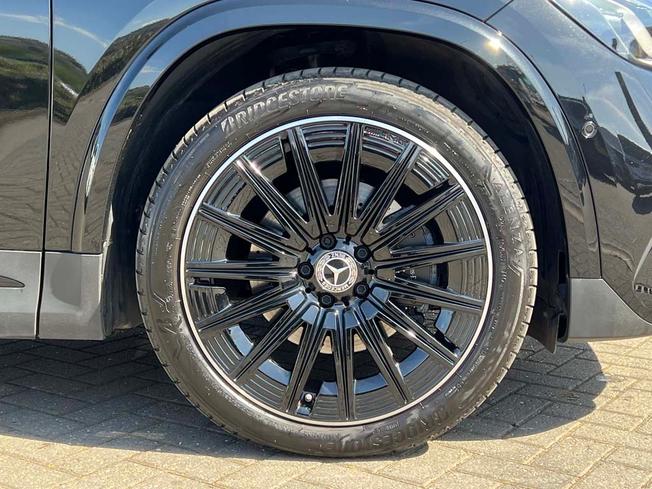 MERCEDES-BENZ GLA Photo 6