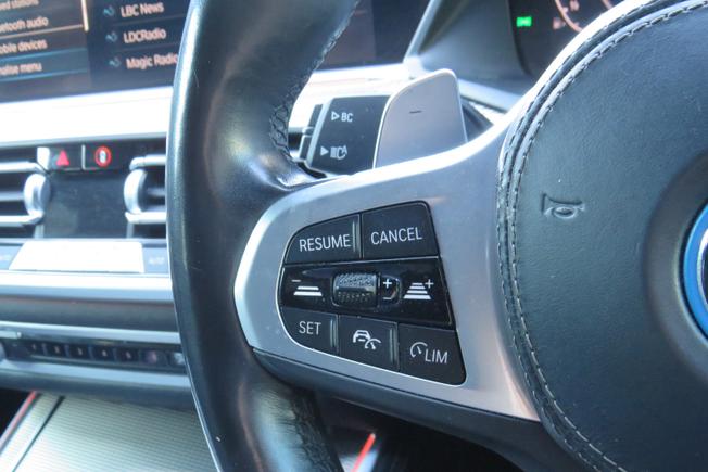 BMW X5 Photo 9