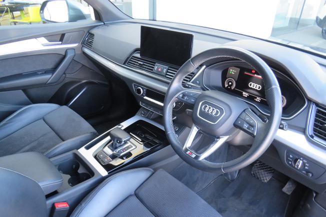 AUDI Q5 Photo 27