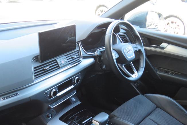 AUDI Q5 Photo 38