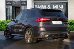 BMW X5 Photo 2