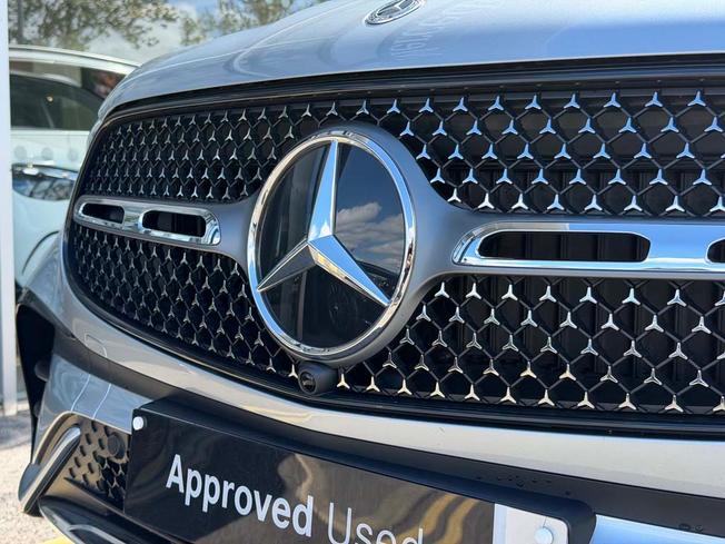 Mercedes-Benz GLC Photo 13