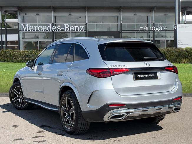Mercedes-Benz GLC Photo 2