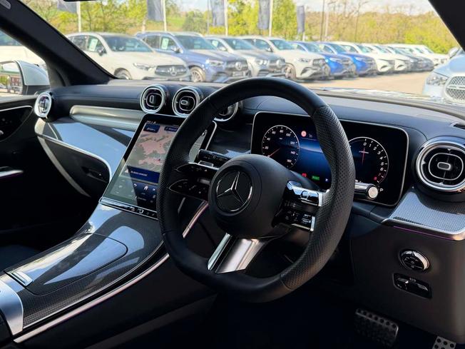 Mercedes-Benz GLC Photo 44