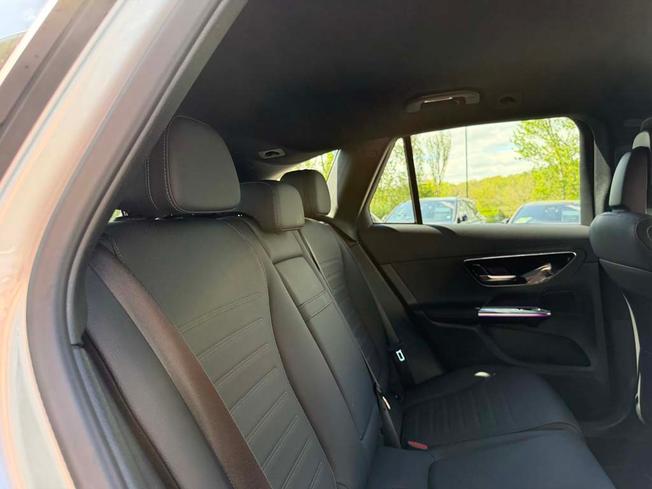 Mercedes-Benz GLC Photo 8