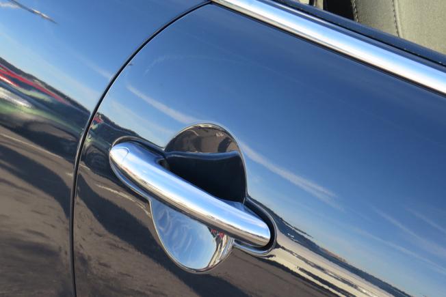 MINI Convertible Photo 8