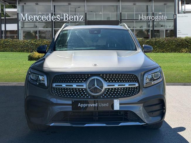 MERCEDES-BENZ GLB Photo 10