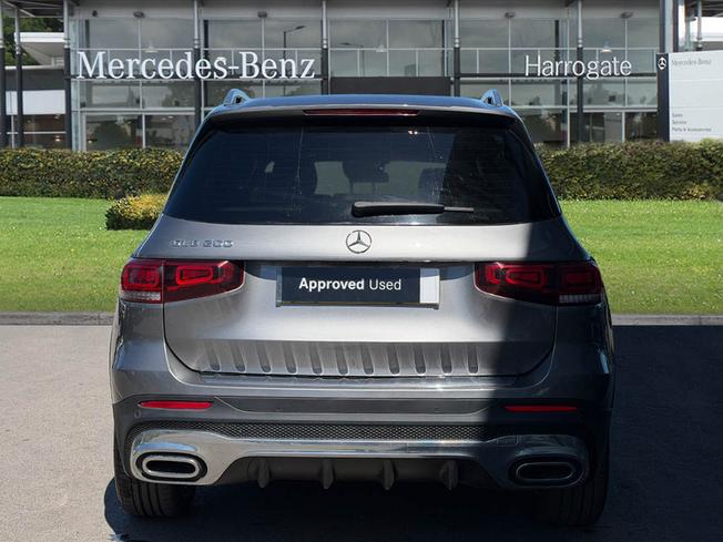 MERCEDES-BENZ GLB Photo 11