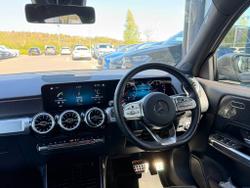 MERCEDES-BENZ GLB Photo 3