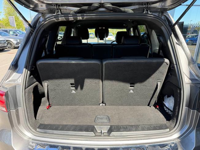 MERCEDES-BENZ GLB Photo 9
