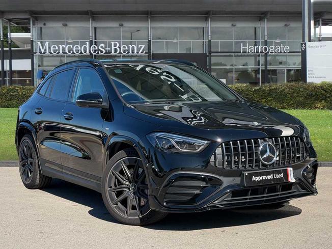 MERCEDES-BENZ GLA Photo 1
