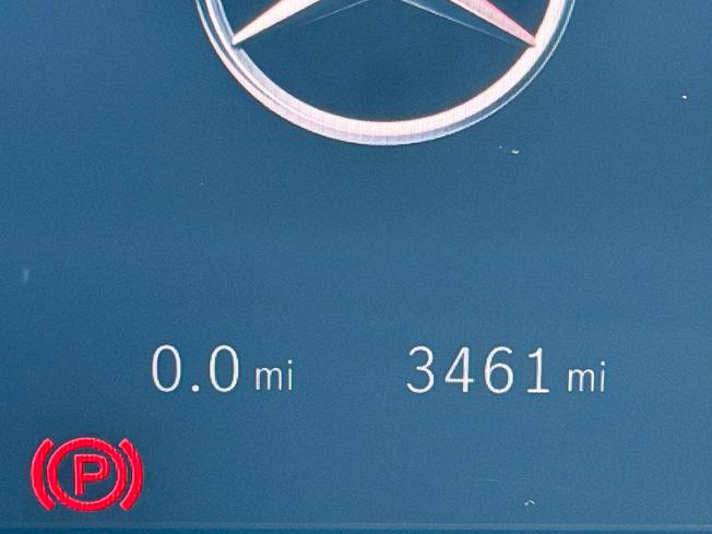 MERCEDES-BENZ GLA Photo 28