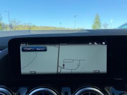 MERCEDES-BENZ GLA Photo 5
