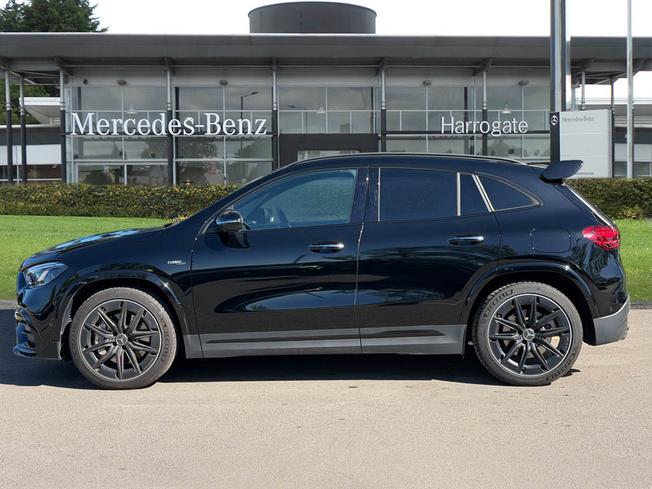MERCEDES-BENZ GLA Photo 6