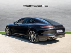 PORSCHE Panamera Photo 2
