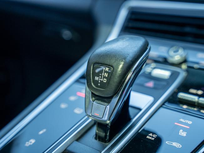 PORSCHE Panamera Photo 26